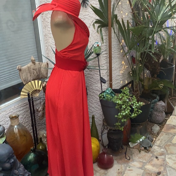 ❣️HP 7/6❣️RED W/WHITE POLK-A-DOT MAXI WRAP DRESS❣️ - Picture 3 of 5